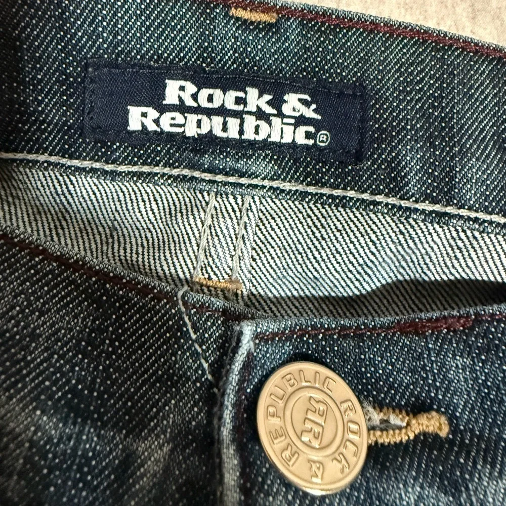 Rock‎ & Republic Women's Long Denim Shorts 👖💙